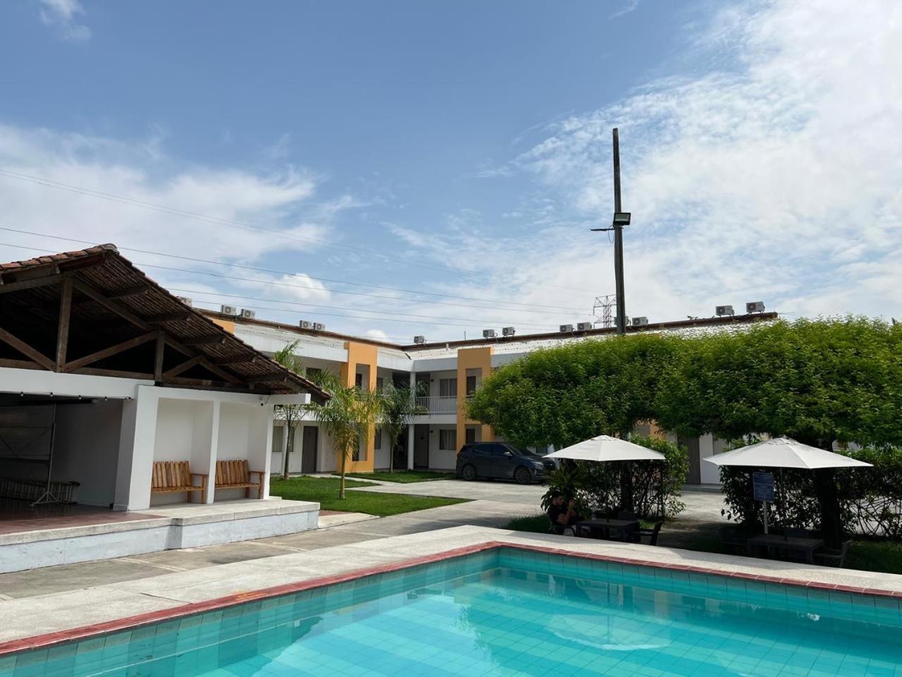 Hotel Villa Bosco Palmira  Exterior photo
